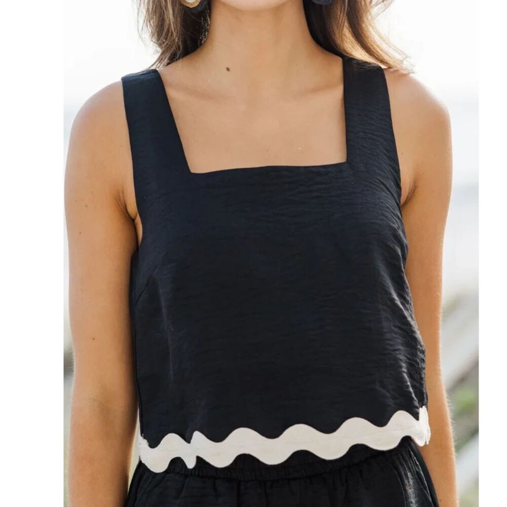B Collection Black Square Neck Sleeveless Rickrack Trim Tank Top Size Small